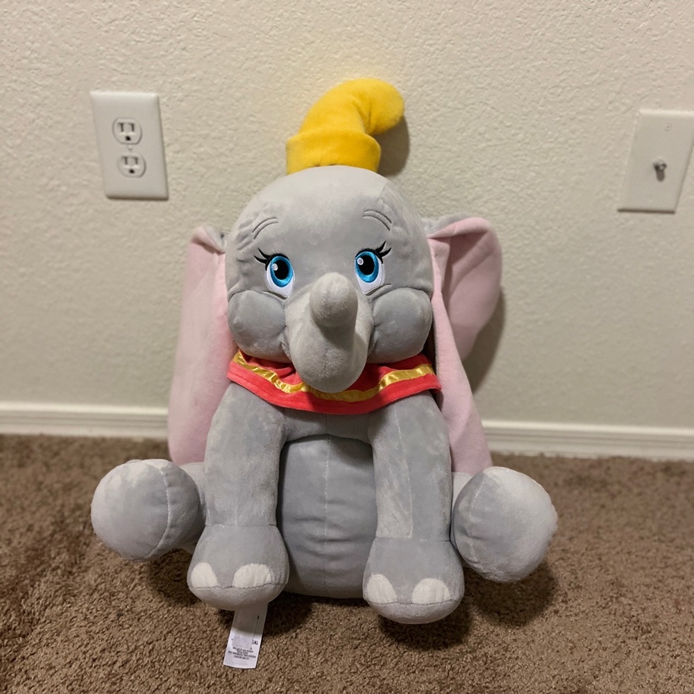 Disney Dumbo large plush toy 22in